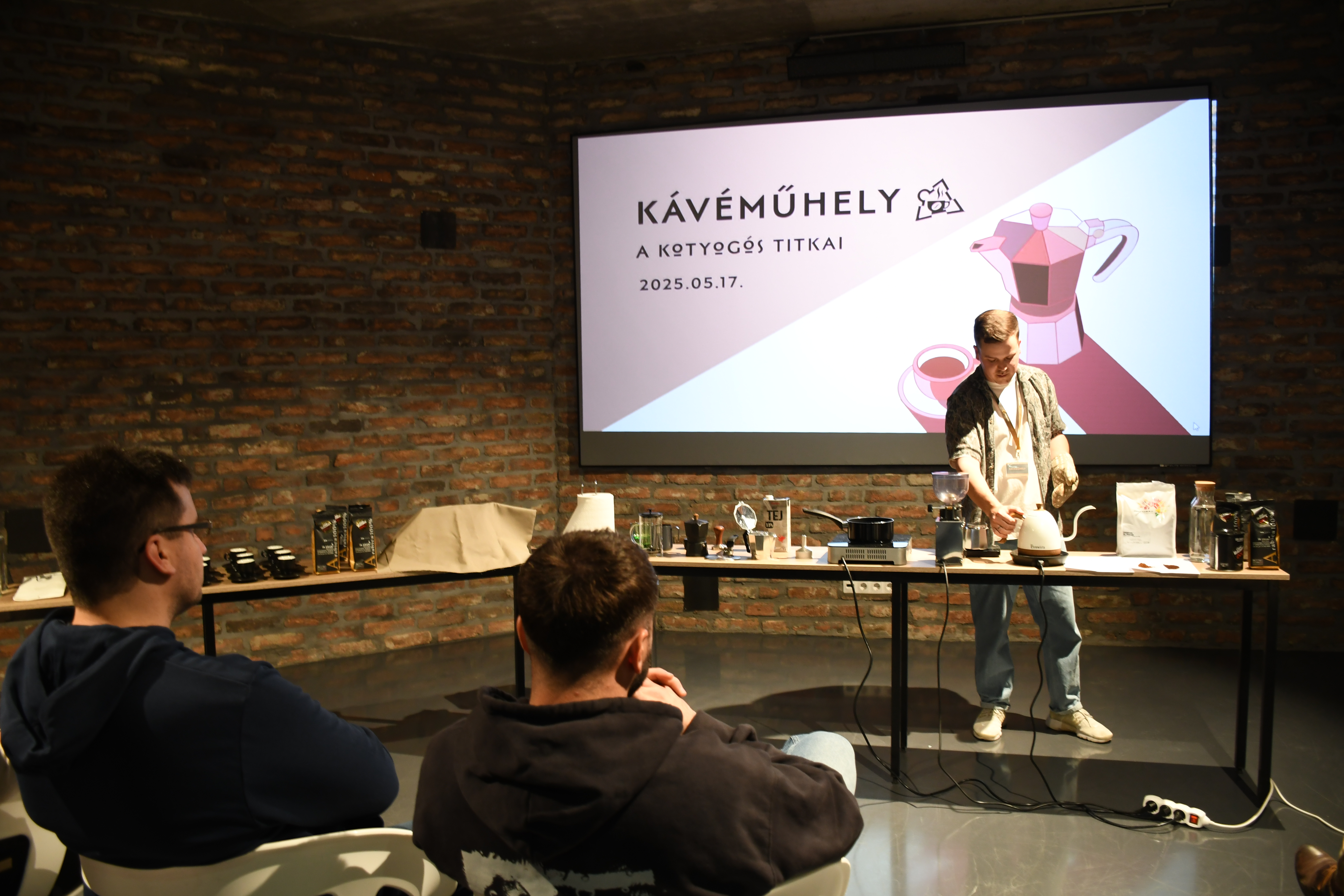 Kávéműhely - A kotyogós titkai - 2025 - Galéria